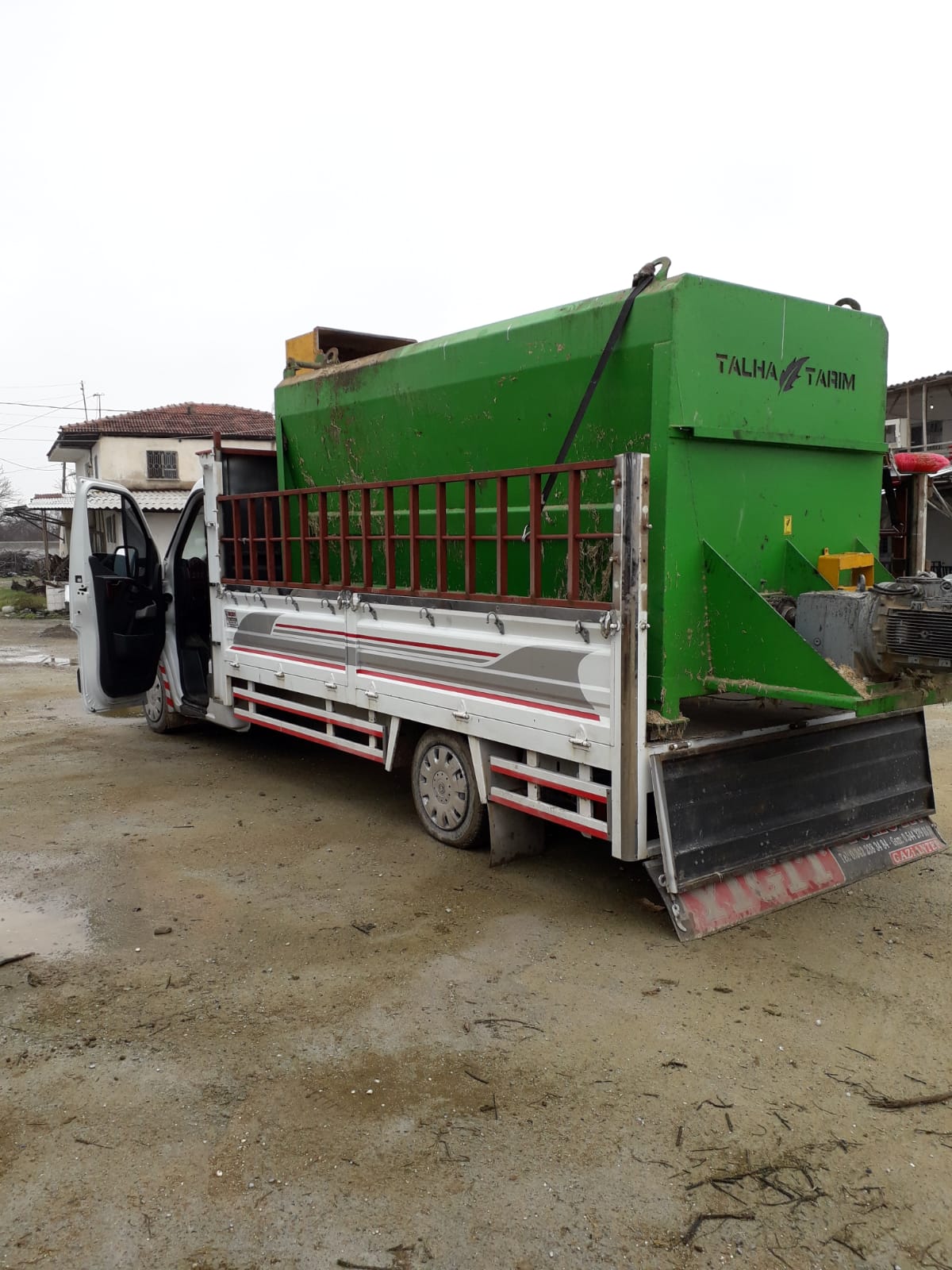 Yem Karma Makina nakliye hizmeti